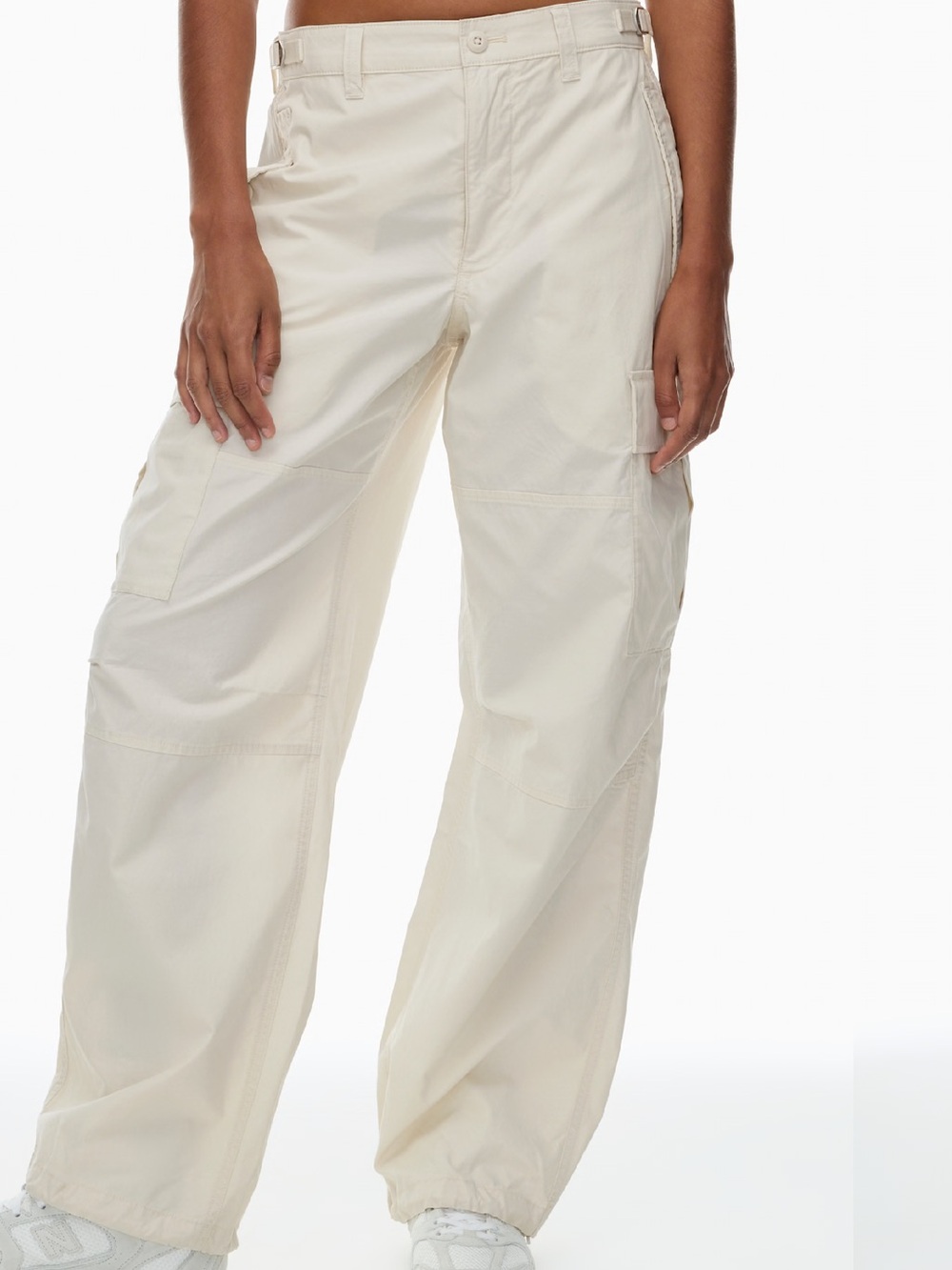 TNA Aritizia Supply Cargo Pants